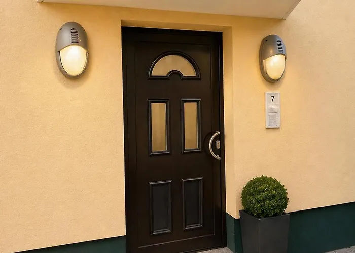 Business In Sachsenhausen, Ruhig, Moebliert Und Perfekt Angebunden Apartament